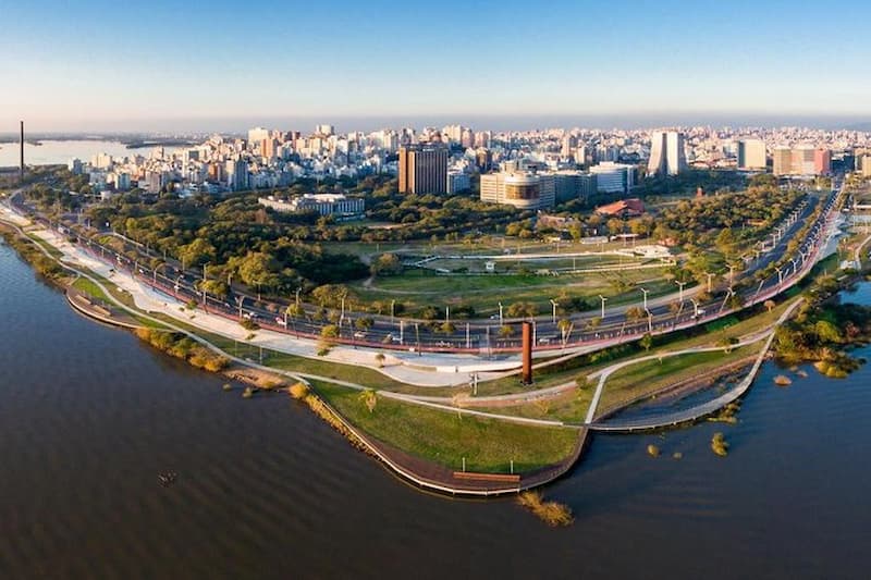 Imagem parcial da Orla do Guaíba, em Porto Alegre